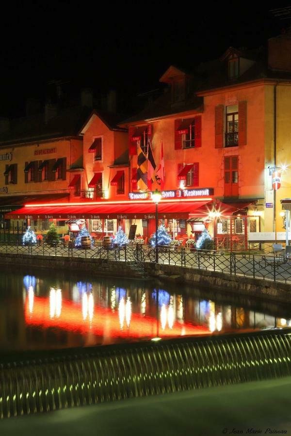 La Baie Des Voiles ,Vue Lac D'Annecy ,Plage Privee Duingt Luaran gambar